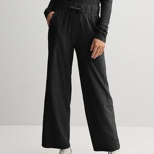 Women's FLX High-Rise Wander Wide Leg Pants Large Black Heather Coal